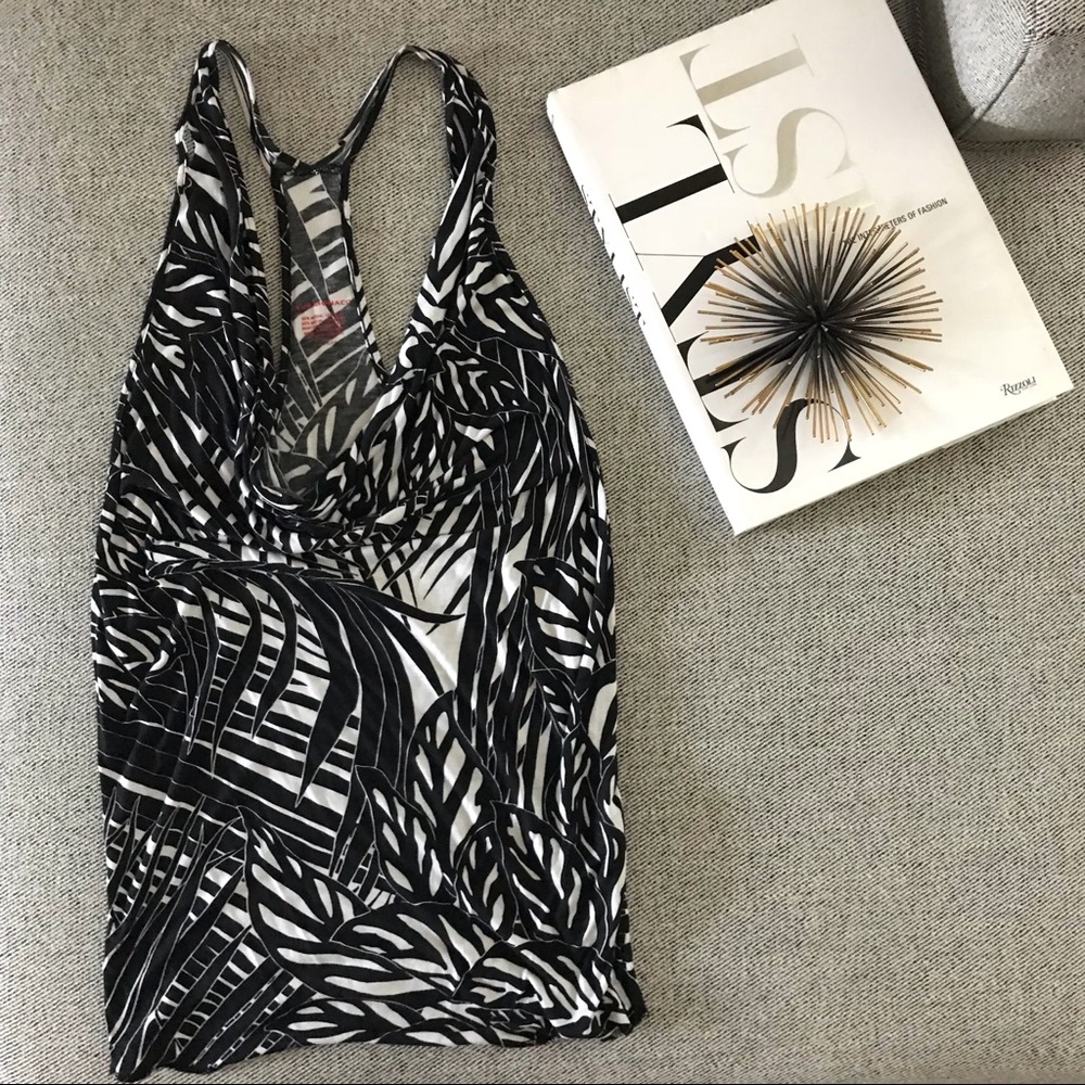 Drapey neck tank